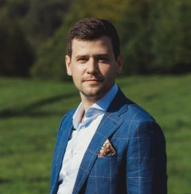 Автор статьи Артем Довгопол